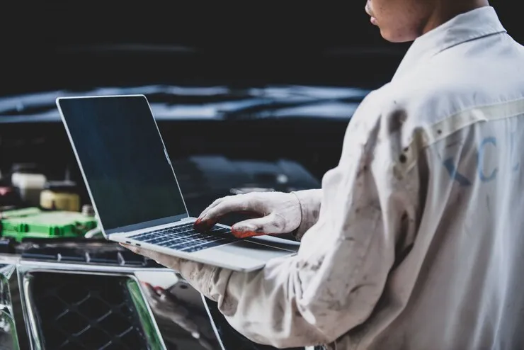 Laptop Screen Replacement in Rahatani, Ravet, Pimple Saudagar, Kalewadi, Wakad, Pimpri Chinchwad, Pcmc, Thergaon, Aundh, Nigadi