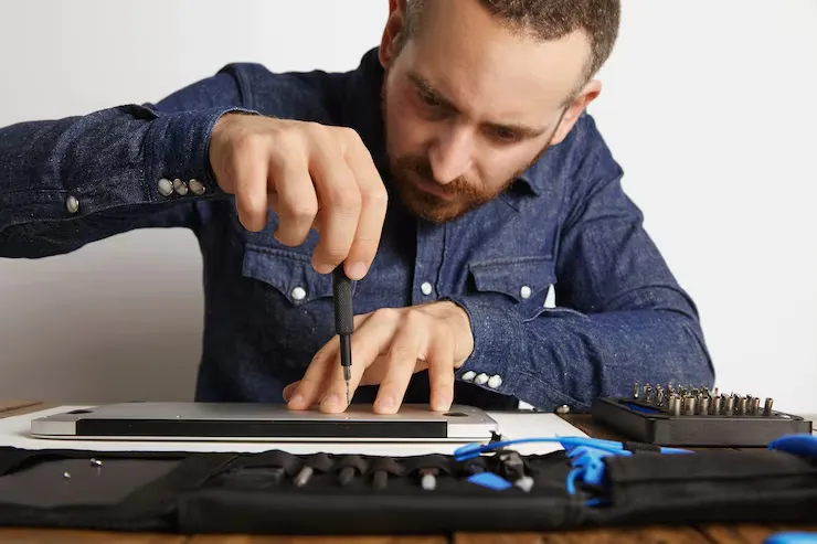 Original Laptop Battery Replacement in Rahatani, Ravet, Pimple Saudagar, Kalewadi, Wakad, Pimpri Chinchwad, Pcmc, Thergaon, Aundh, Nigadi